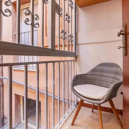 Apartament Giubbonari 23 - Fromhometorome *