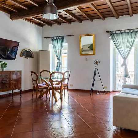Navona Open Space Aparthotel 4*