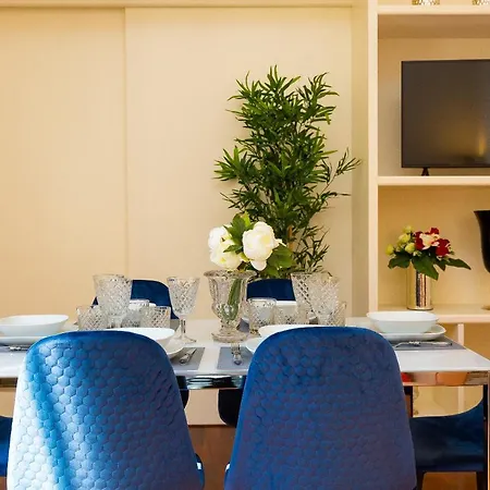 Apartment Savoia Exclusive House By Premium Collection Rome