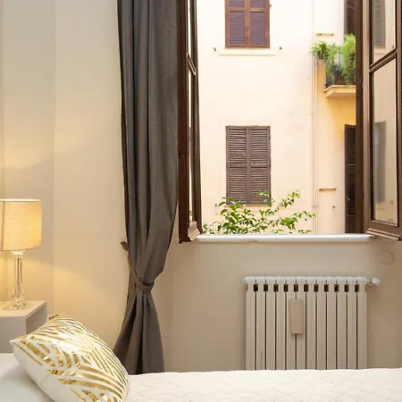 Savoia Exclusive House By Premium Collection * Rome