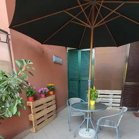 Apartment Chic 'n Charme Trastevere Terrace 2 Rome