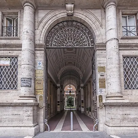 Hotel Regina Giovanna 3*