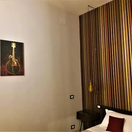 St Peter Boutique Music 2* Rzym