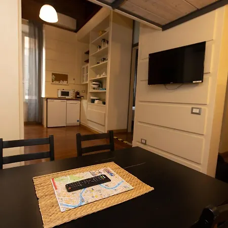 Venezia Square Apartment