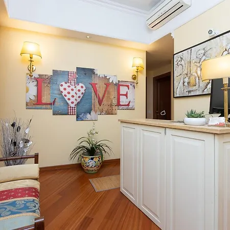 Internouno Deluxe Guest house