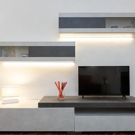 Ponte Milvio-rental In Apartment *