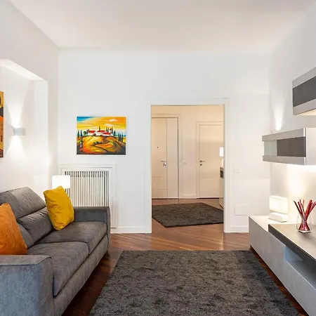 Ponte Milvio-rental In * Rome