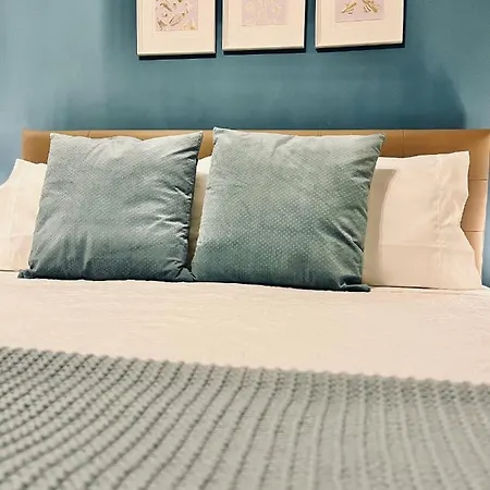 Sula Homes * Rome