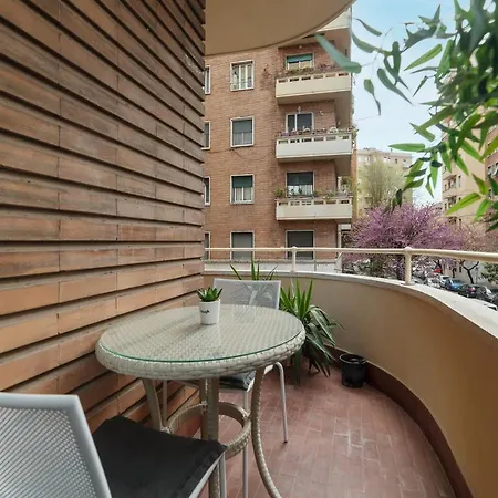 Sapienza&policlinico Design Appartamento *