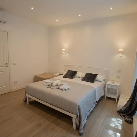 Imperiale Colosseo Apartment *