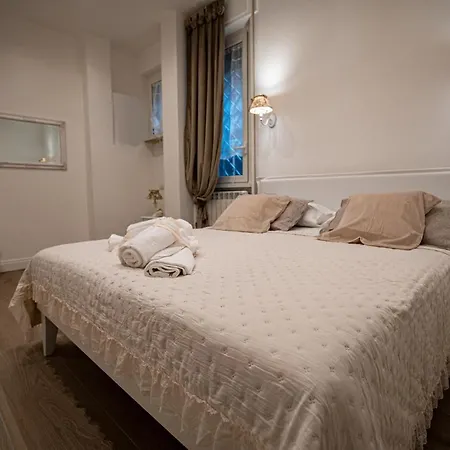 Apartment Imperiale Colosseo *