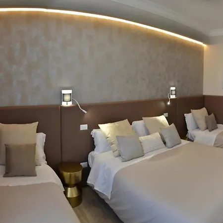 Bed & Breakfast At Your Place Rom