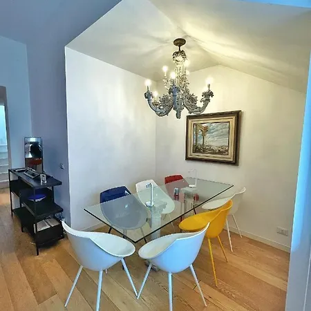 Be Loft Navona * Rom