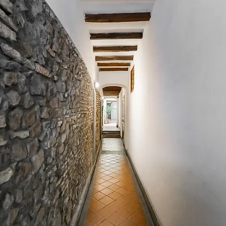 Domus Sant'angelo Apartment *