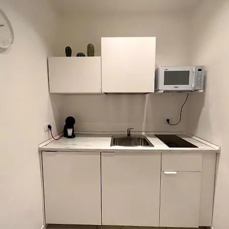 Iv House Roma