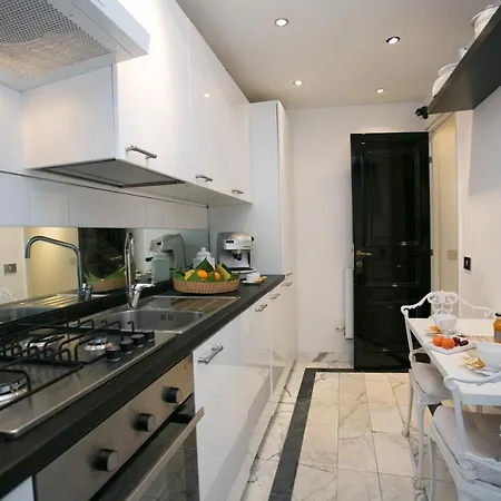 Private In Centro Storico Apartment