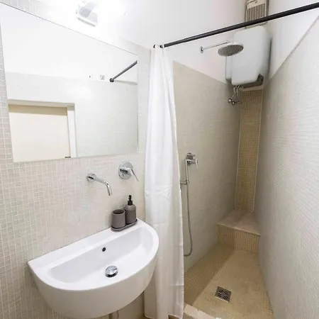 Delle Grotte - Campo De' Fiori Apartment *