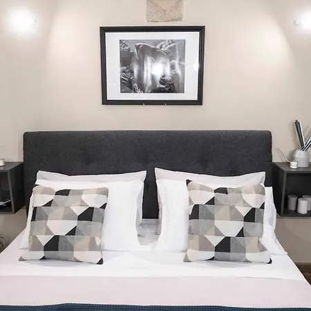 Apartment Delle Grotte - Campo De' Fiori