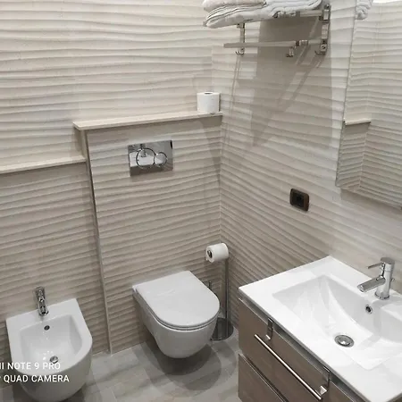 2 * Roma
