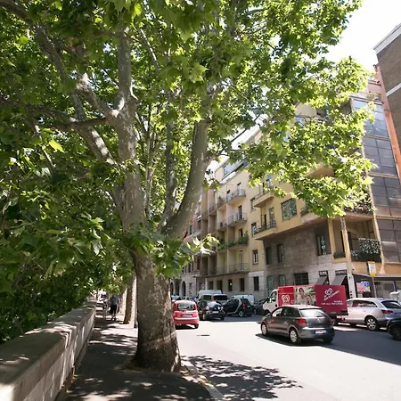 Private In Centro Storico Apartment *