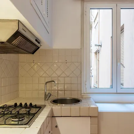 Trastevere & San Cosimato Studio Flat Apartment *