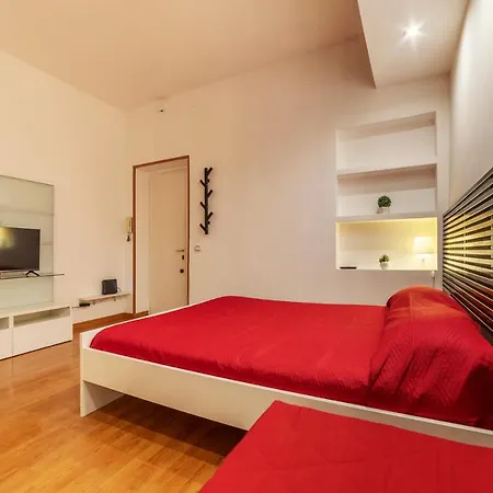 Trastevere & San Cosimato Studio Flat