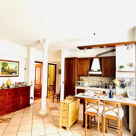 Charming House Apartment *