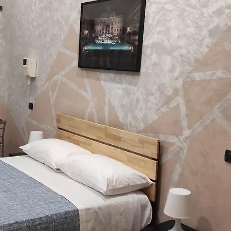 1 Apartment *