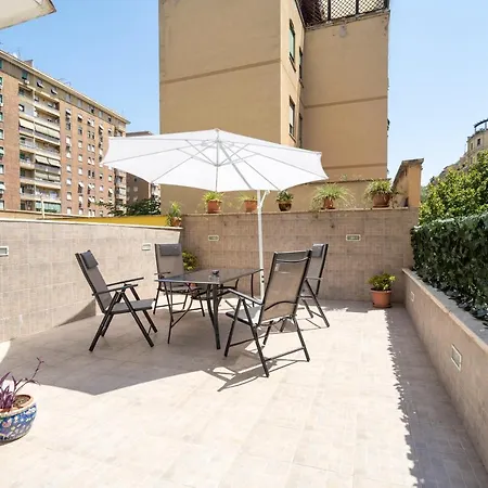 Appia Purple Terrace In Apartment *