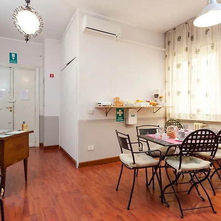 Bed & Breakfast Alterego Vaticano 5*
