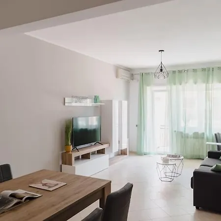 Apartament Cinecitta Incantevole E Moderno 2+2+1 Ac Wifi *