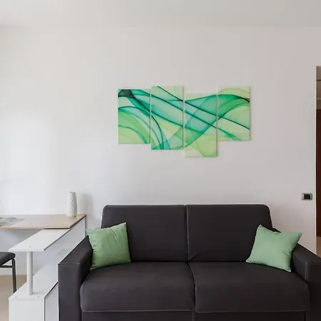 Cinecitta Incantevole E Moderno 2+2+1 Ac Wifi Apartament
