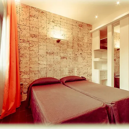 Hotel Ways Garden & Leisure Roma