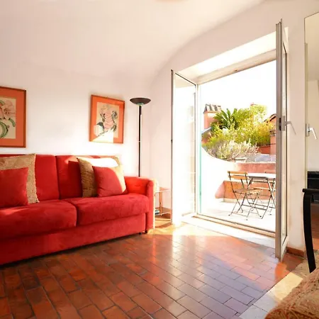 Trilussa Terrace Penthouse Apartment *