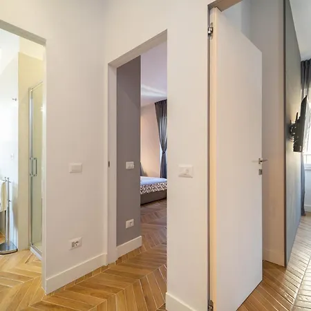 Colosseo Luxe In The Center Of Apartment