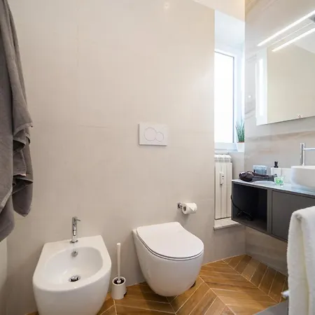 Apartment Colosseo Luxe In The Center Of
