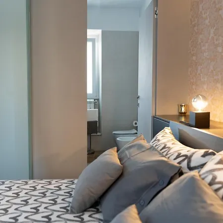 Apartment Colosseo Luxe In The Center Of