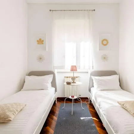 Romely House St Peter Apartment *