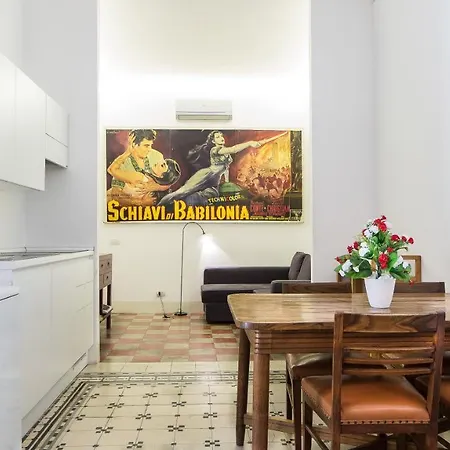Arenula By In Apartment *