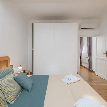 Banchi Nuovi House Roma