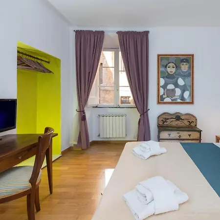 Banchi Nuovi House