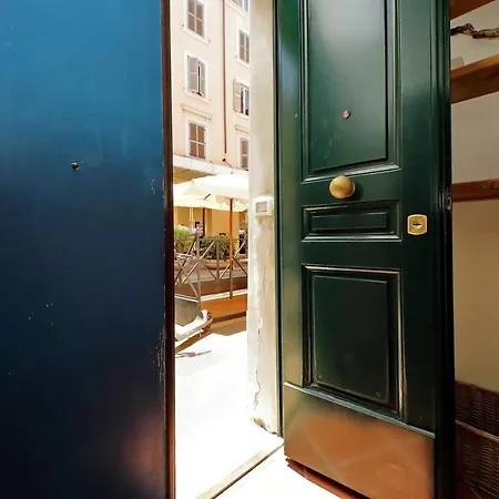 Bed & Breakfast Bellezza Al Colosseo - & Apts 3*