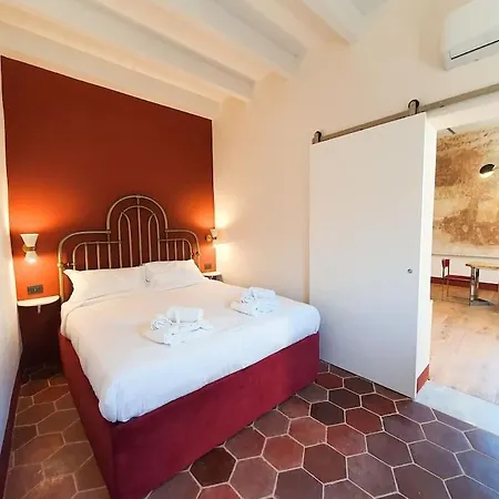 Boutique Penthouse With Terrace, Spanish Steps Apartment Rome
