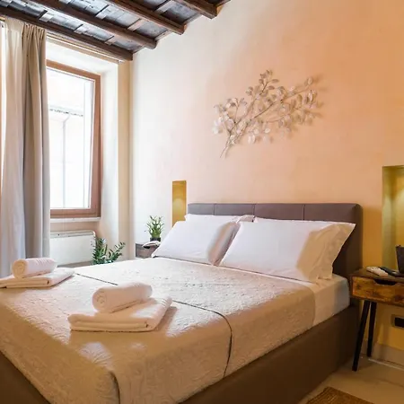 Konukevi Trinita Dei Monti Piazza Di Spagna, 2*