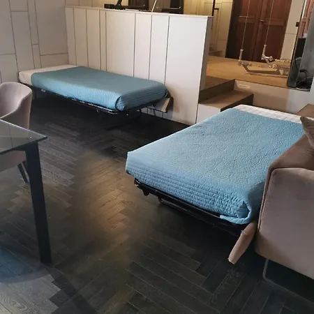 Piazza Del Gesu' Luxury Guest house 2*