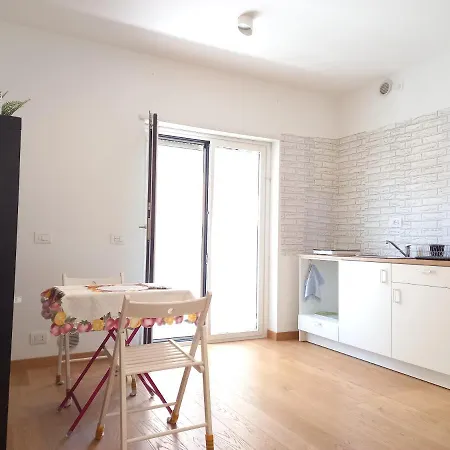 Lägenhet Living Int 2 *