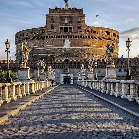 Few Steps From Vatican Apartment
