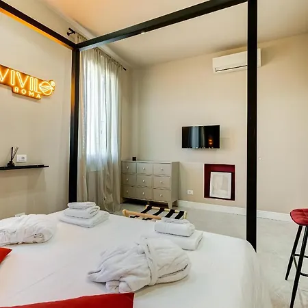 Guest house Vivilo Trevi - Luxury Experience - Private Jacuzzi On Terrace - Insane View Rome