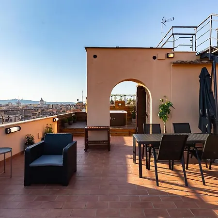 Guest house Vivilo Trevi - Luxury Experience - Private Jacuzzi On Terrace - Insane View Rome