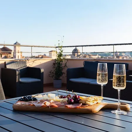 Guest house Vivilo Trevi - Luxury Experience - Private Jacuzzi On Terrace - Insane View Rome